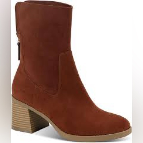 Women’s Sun + Stone Lyraa Brown Faux Suede Heel Boots Size 9.5 US! - Picture 1 of 8